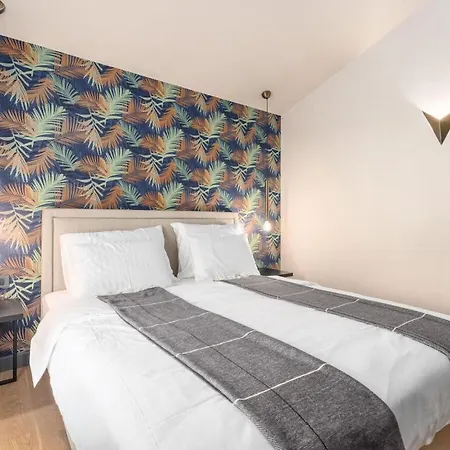 Tin Comfortable بروتونيغلا