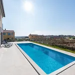Villa Tin Comfortable *